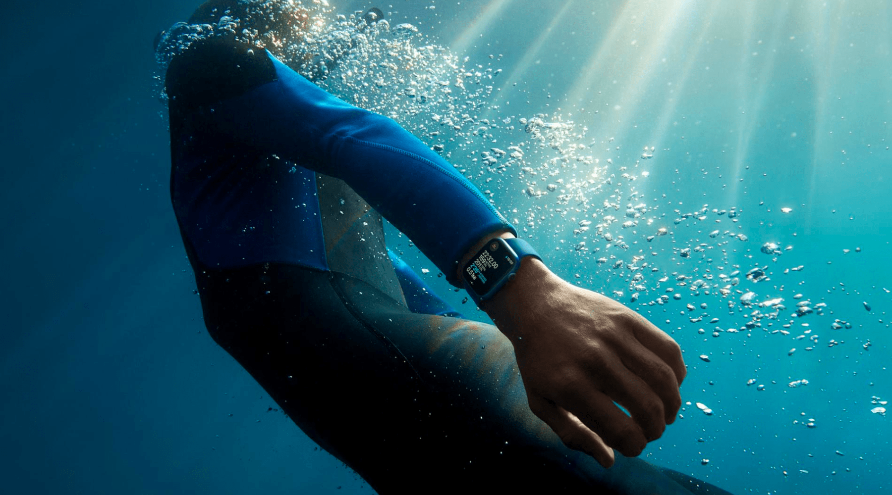 Waterproof or Water-Resistant? How to Protect Your Apple Watch in Any Condition - Buckle and Band