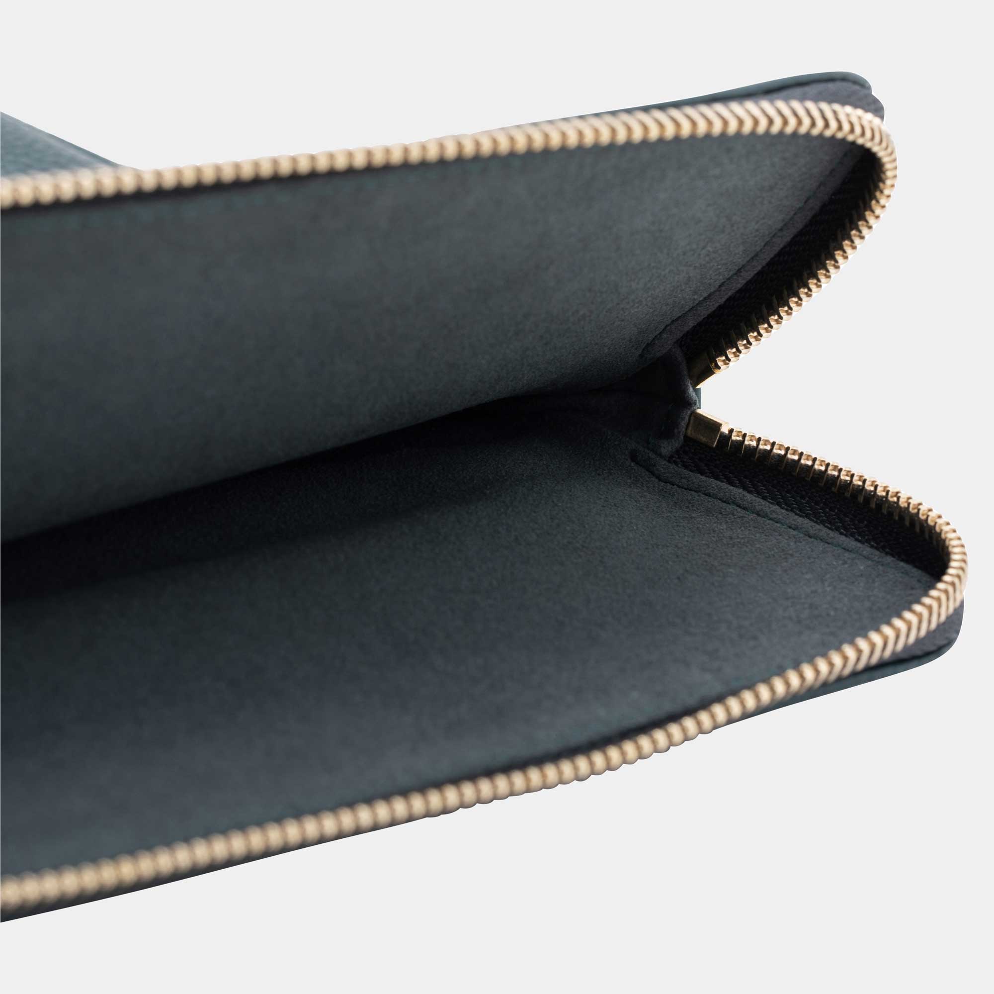 Emerald Green Leather MacBook Pro Laptop Case 13", 14", 16" - Buckle and Band - 14-MBC-GRN-01