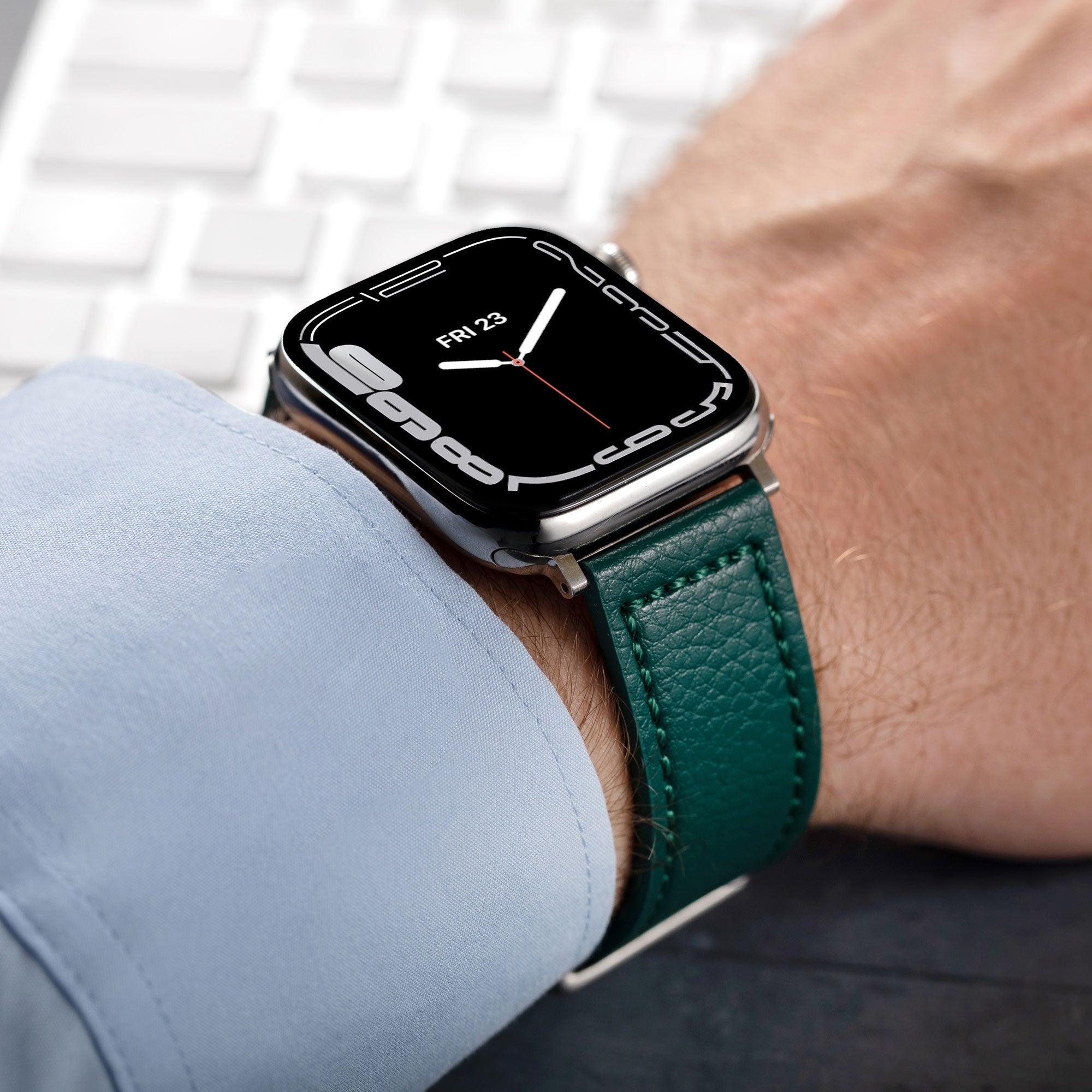 Vegan Leather Apple Watch Strap - Luxury Lond Green - Buckle & Band - VEG-38-GRE-SI